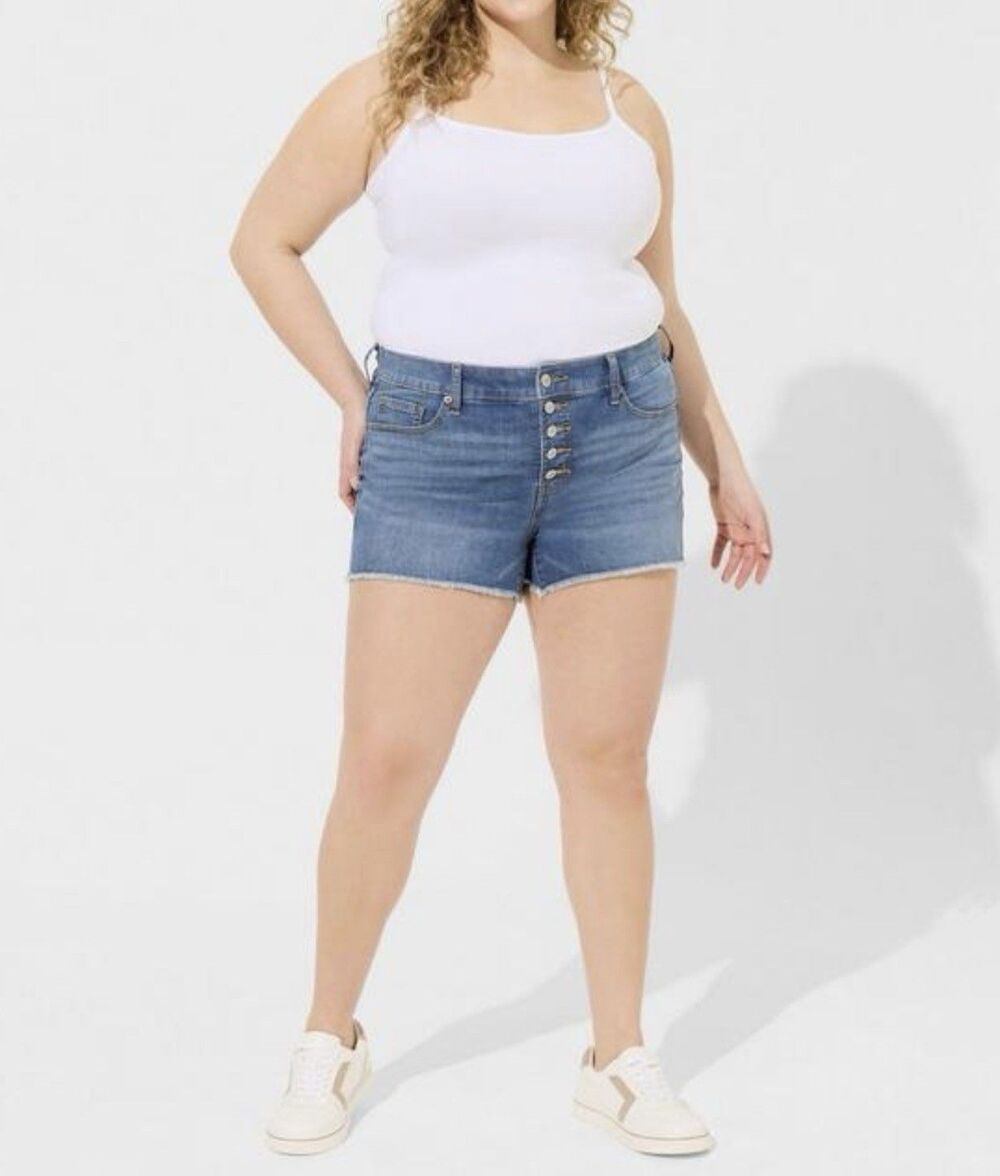 Torrid Denim Jean Shorts Jorts Womens 20 Mid Rise Summer Vacation Travel Norm
